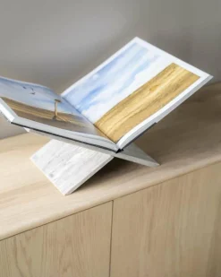 By Boo Boekenstandaard Tsun Outlet