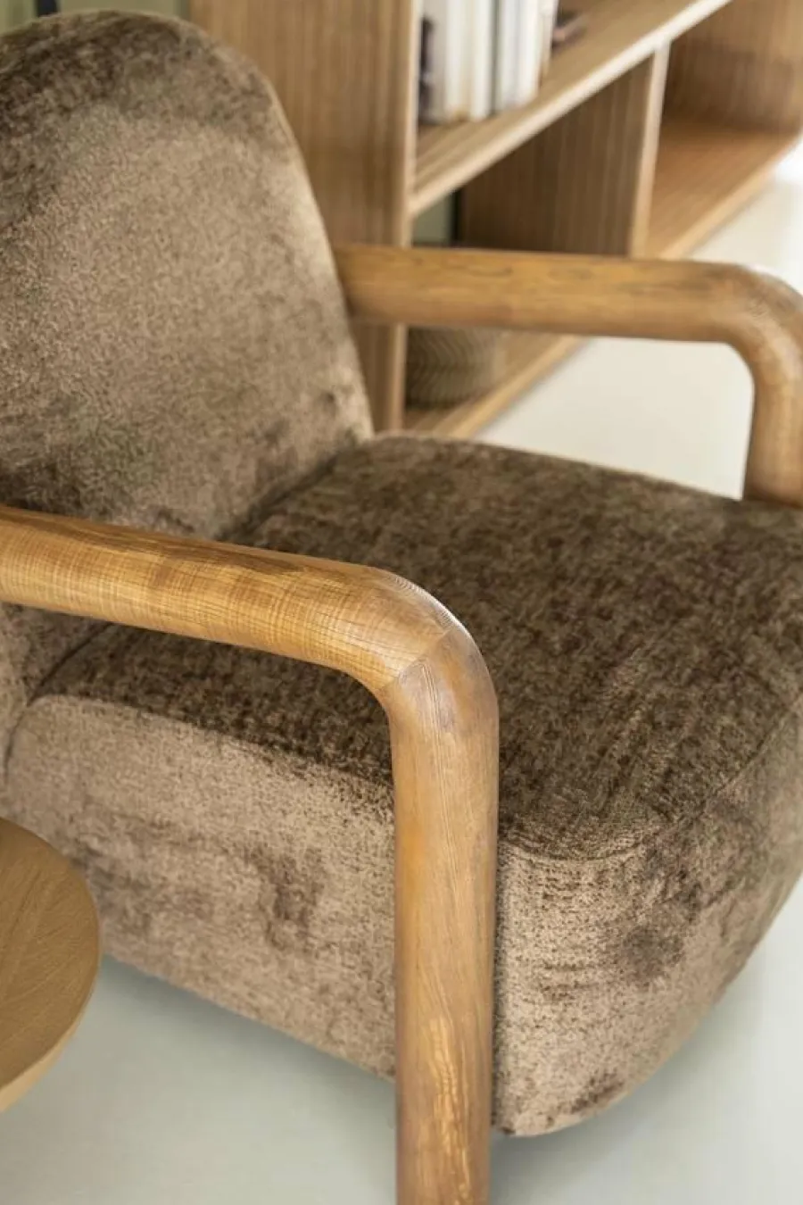 By Boo Fauteuil Retrova - Bruin New