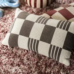 By Boo Kussen Twist 35x55 cm – bruin Clearance