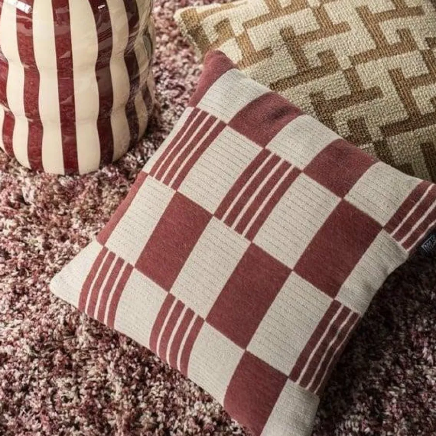 By Boo Kussen Twist 45x45 cm - burgundy New