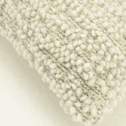 By Boo Kussen Vista - off white Hot
