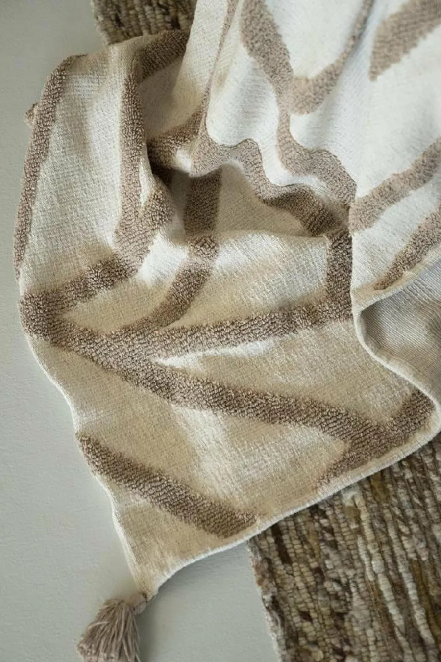 By Boo Plaid Majani - taupe Outlet
