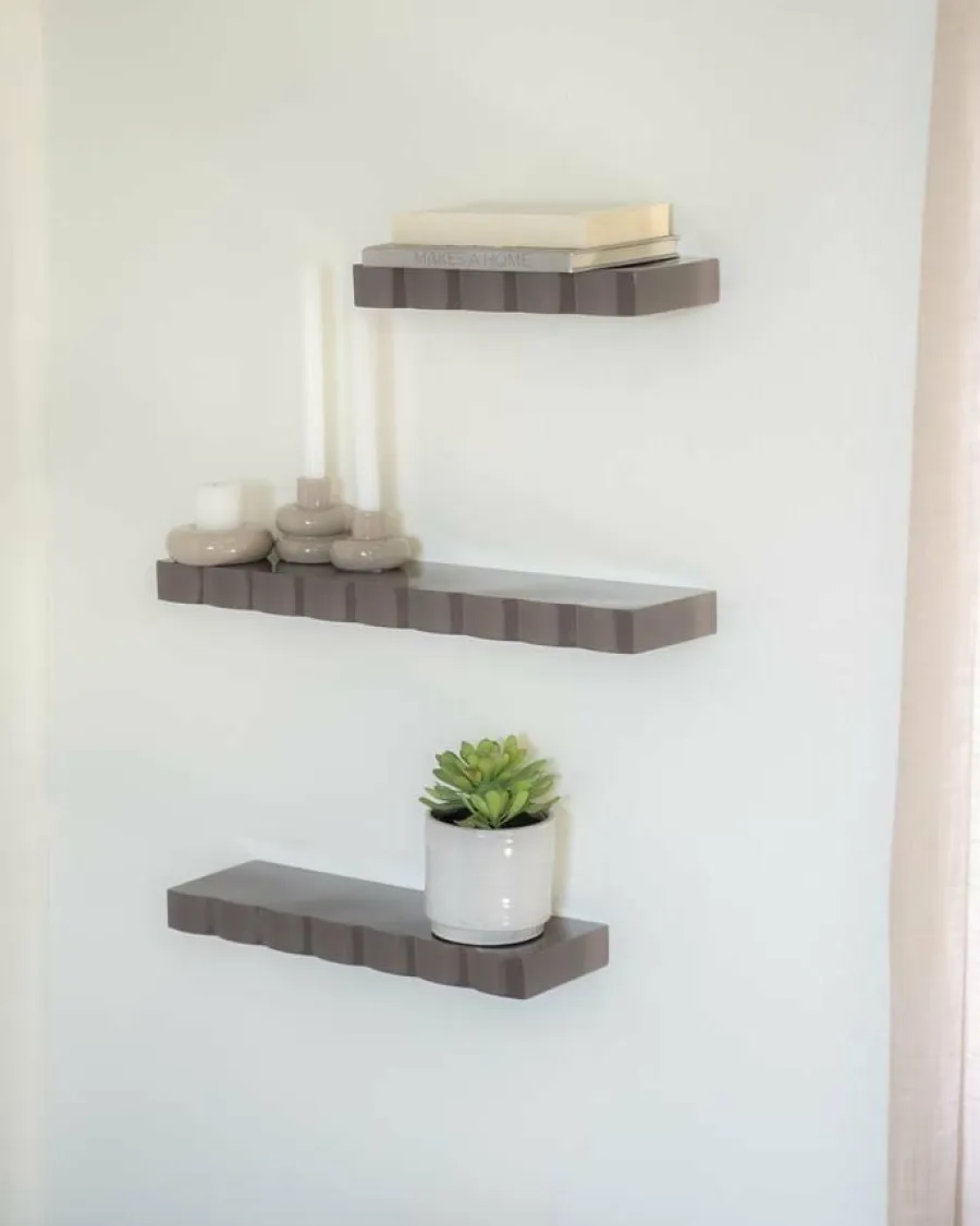 By Boo Wandplank Prinz set van 3- dark taupe Hot