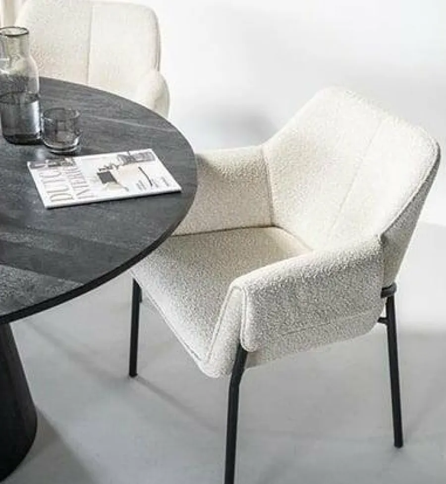 Eleonora Eettafel Aron rond 130 - zwart Hot