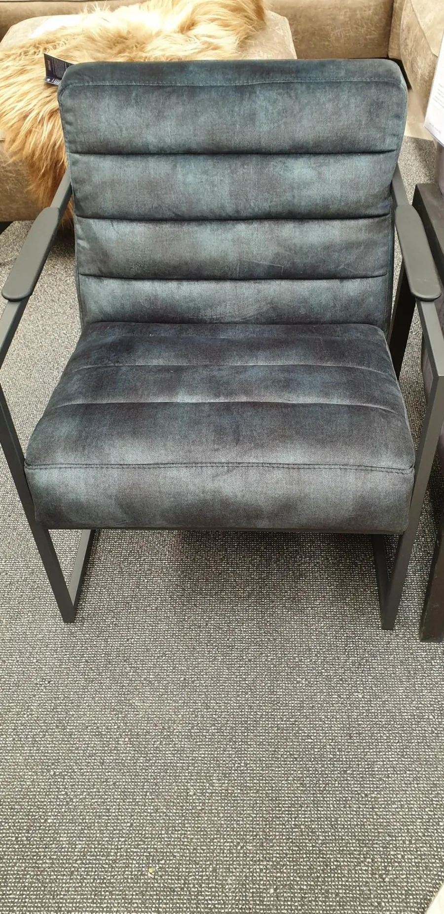 Het Anker Showroommodel Fauteuil Skipper Black & Blue vintage velvet New
