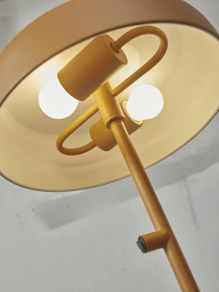 it's about RoMi Vloerlamp ijzer Porto mosterd Online