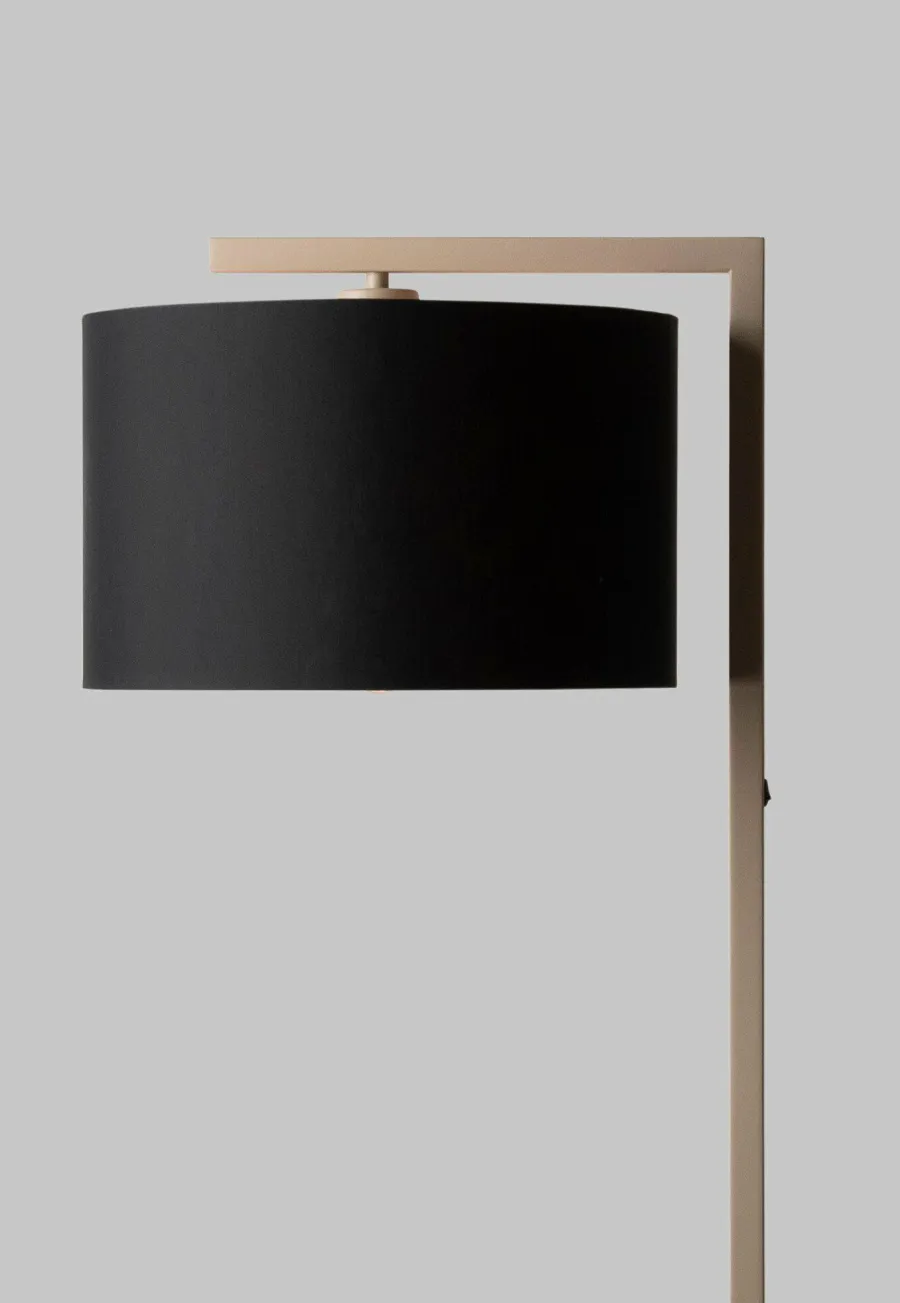it's about RoMi Vloerlamp Boston zand/kap 3220 zwart Best