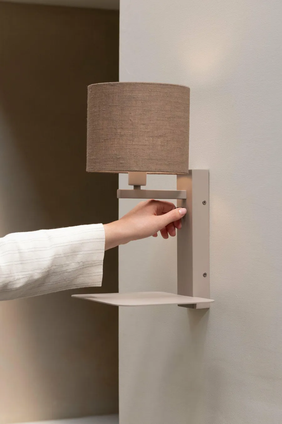 it's about RoMi Wandlamp Florence zand/kap 1815 linnen donker New