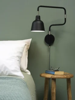 it's about RoMi Wandlamp ijzer London b.44xh.40cm/kap dia.16xh.16cm zwart