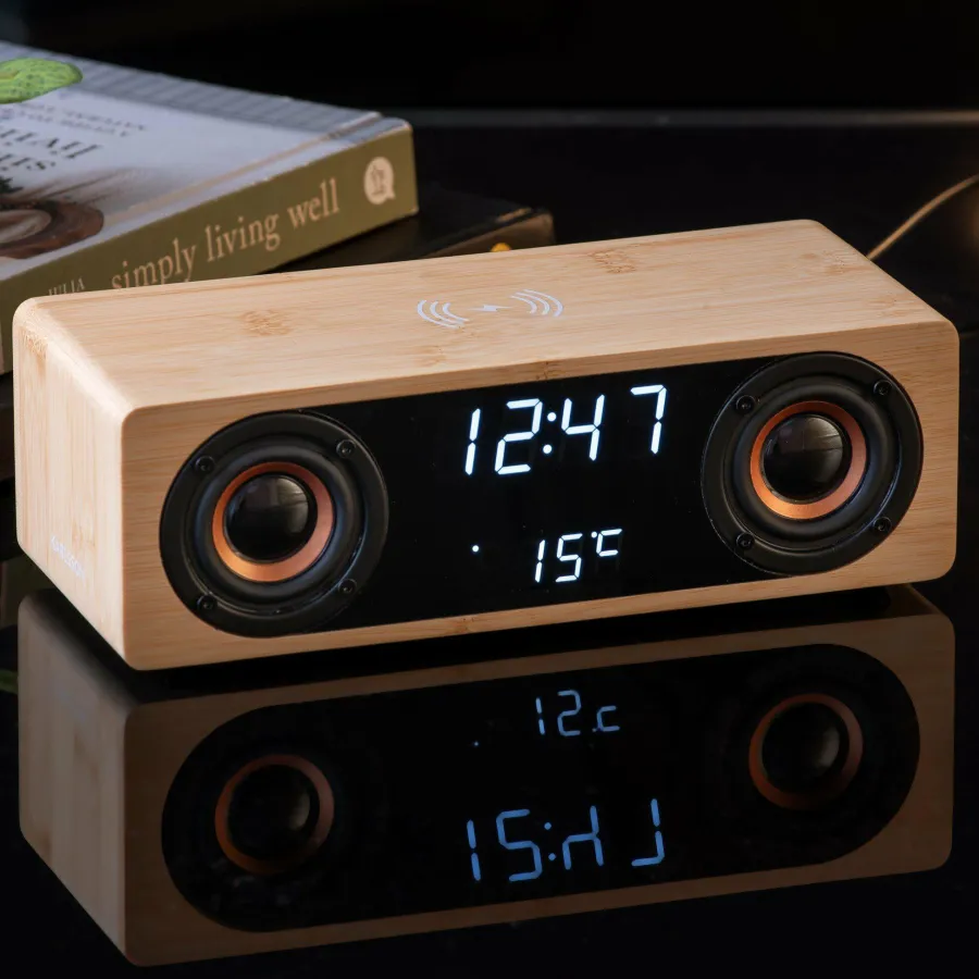 Karlsson Alarmklok Classic BT speaker met telefoonoplader bamboo Hot