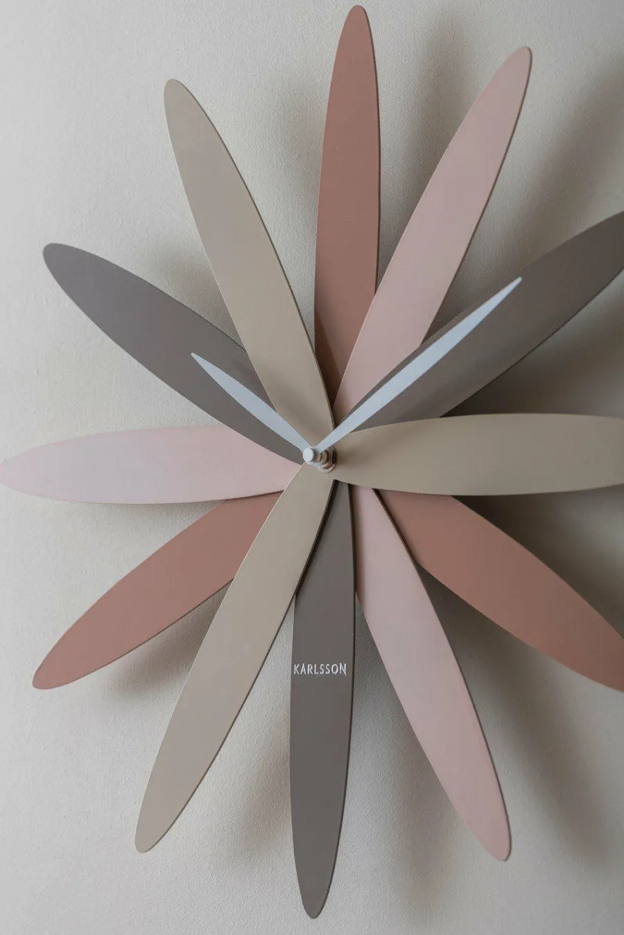 Karlsson Klok Bloom zacht roze - bruin Clearance
