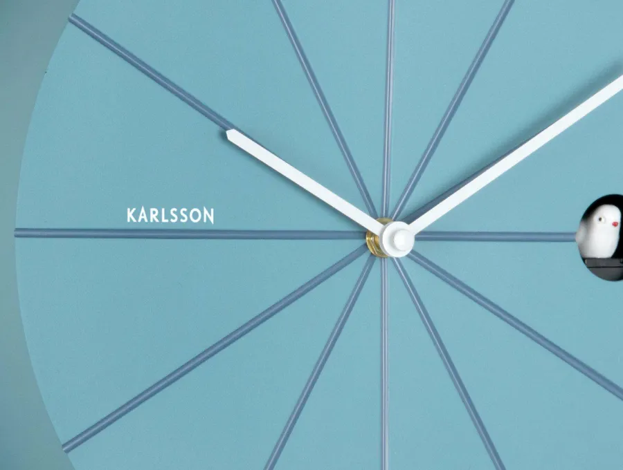 Karlsson Wandklok Destacado Cuckoo luchtblue met klassiek blauw Outlet