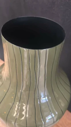 Light en Living Vaas deco Ø27x49 cm SINDO glanzend donker olijf groen+zwart Hot