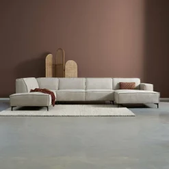 Pepp Interiors Bank River U opstelling met chaise longue rechts in Majestic 603 Online