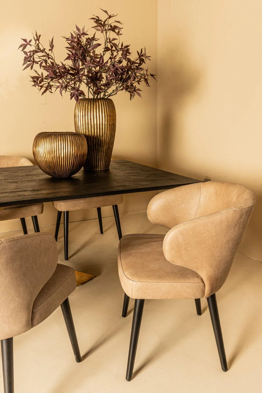 PTMD Eettafelstoel Fiori taupe terraleer met houten poten Best