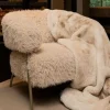 PTMD Fauteuil Hair Cream met champagne kleurige poten Outlet