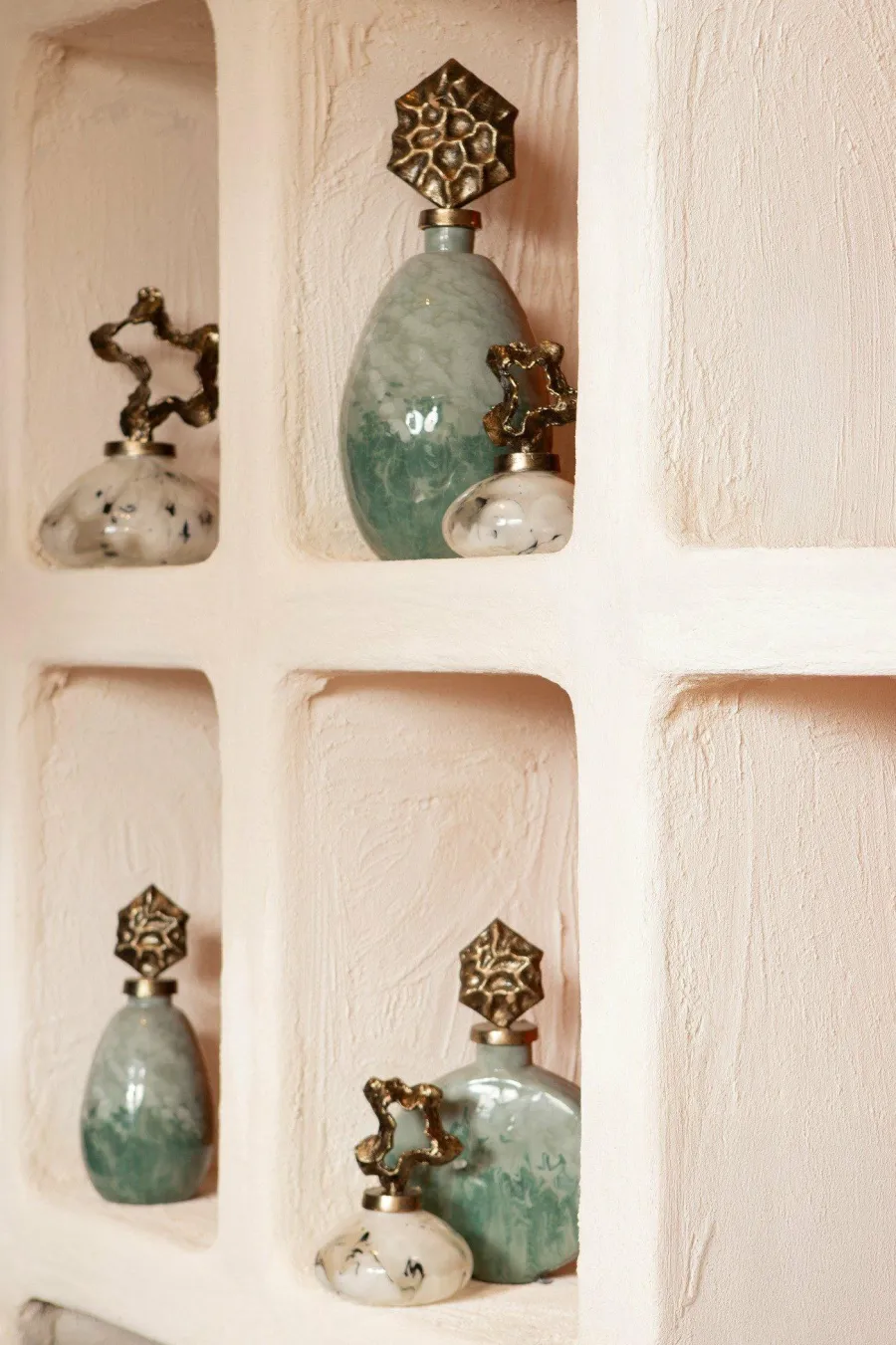 PTMD Ornament Maryan Parelvormig met aluminium deksel S Clearance