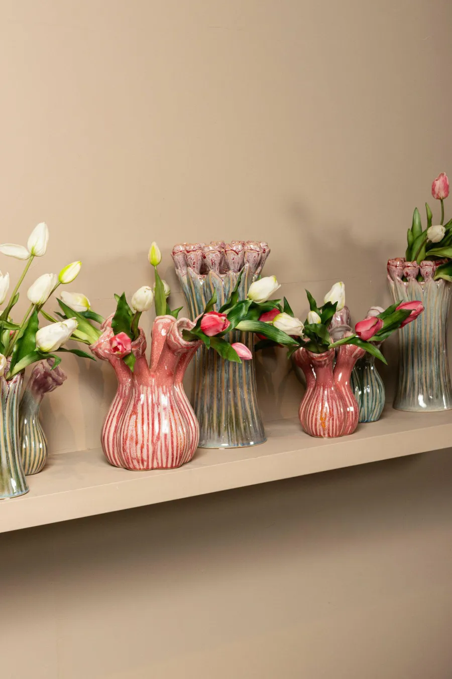 PTMD Vaas Annmarie Light Pink ceramic flower shape tubes L Best