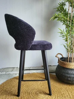 Richmond Interiors Counterstoel Savoy black chenille - Showroommodel Online