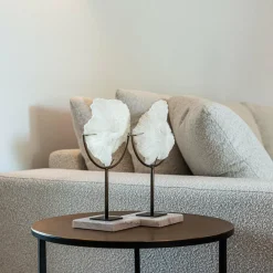 Richmond Interiors Faux koraal Jada op standaard wit