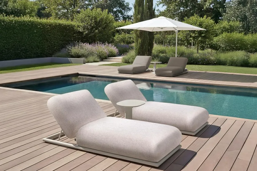 Richmond Interiors Outdoor bijzettafel Quinn light beige Hot