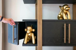 Richmond Interiors Wandkast Cambon 4-deuren 4-planken (Dark coffee) Clearance