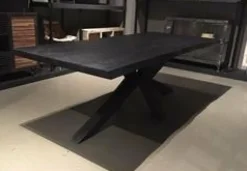 Tower Living Eettafel Sovana Live edge blank of zwart - diverse afmetingen Hot