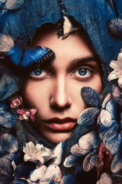 Wandkraft The Mesmerizing Eyes Discount