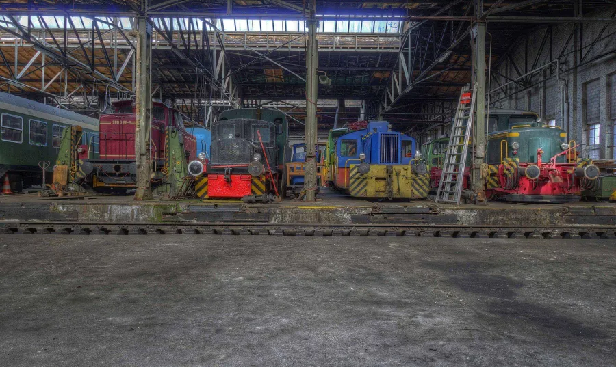 Wandkraft Trains Graveyard