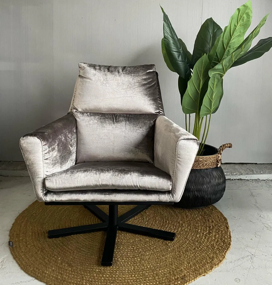 Wildeboer & v/d Weide Fauteuil Donna Hot