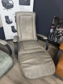 WoonMax Relaxfauteuil Queen Mustang Taupe elektrisch met accu - Showroommodel Online