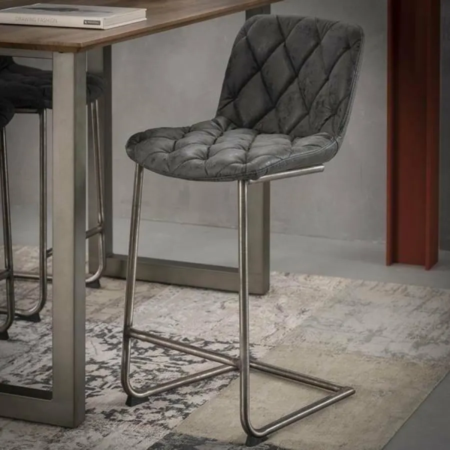 WoonStijl Barstoel grid sledepoot Wax PU zwart Outlet