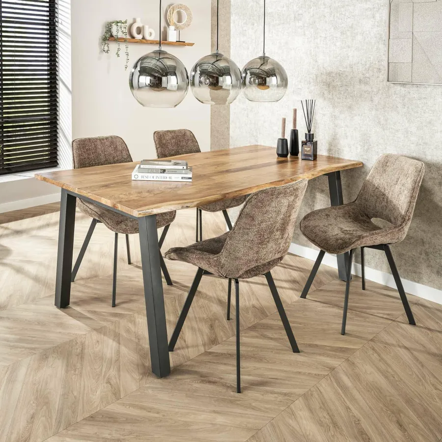 WoonStijl Eetkamertafel 180 edge Hot