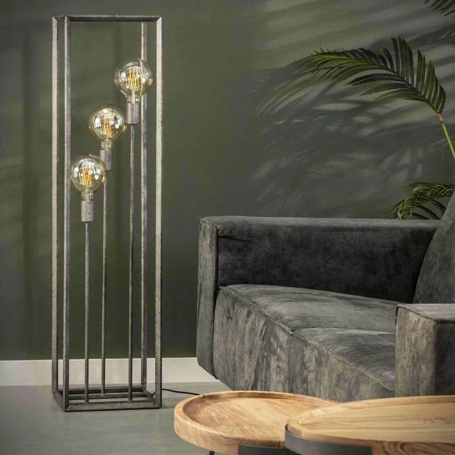 WoonStijl Vloerlamp 3L 45 graden buis New