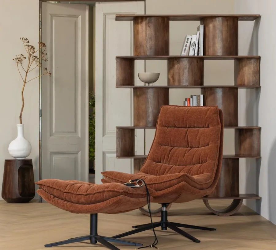 Woood Draaifauteuil Kube met hocker bruin Best