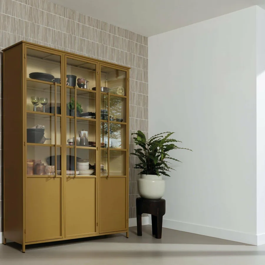 Woood Exhibit vitrinekast XL metaal honinggeel Outlet